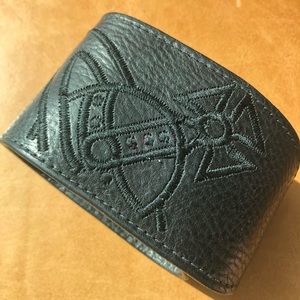 🪐 Vivienne Westwood Leather Cuff